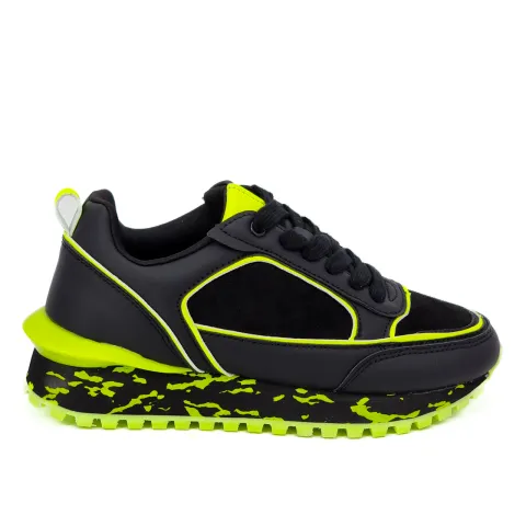 Кроссовки женские