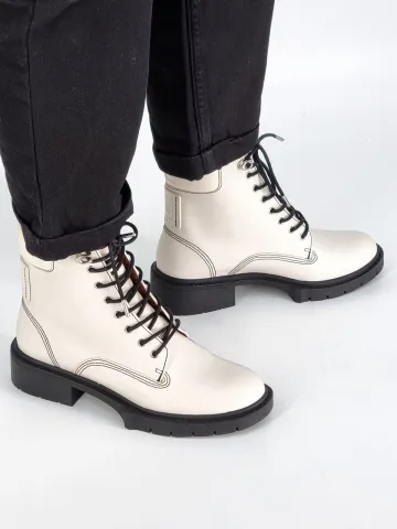 Ботинки женские