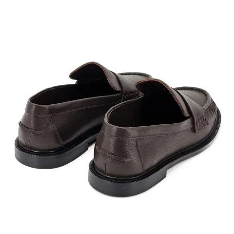 Лоферы женские