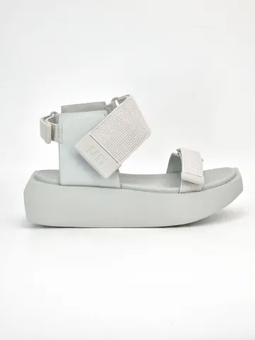 Сандалии женские