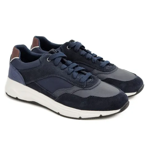 Кроссовки мужские