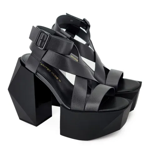 Босоножки женские