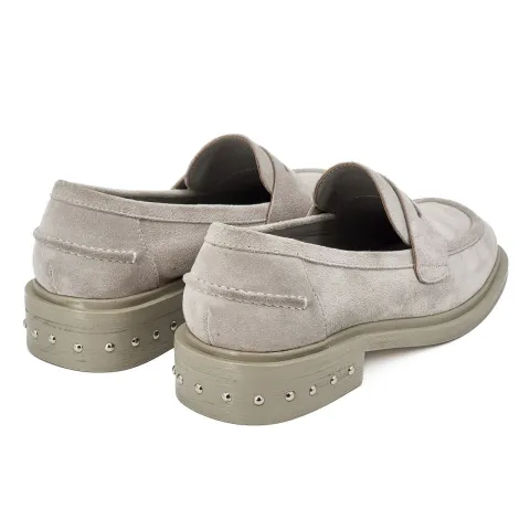 Лоферы женские