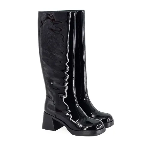 Сапоги женские