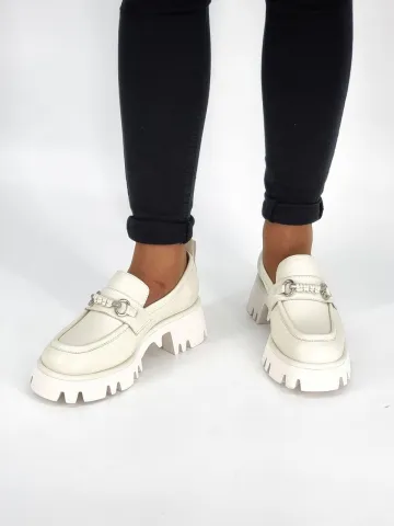 Лоферы женские