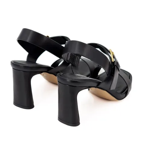 Босоножки женские