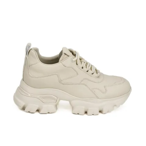 Кроссовки женские