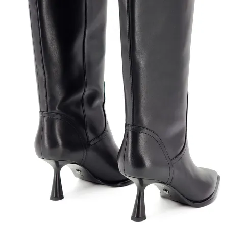 Сапоги женские