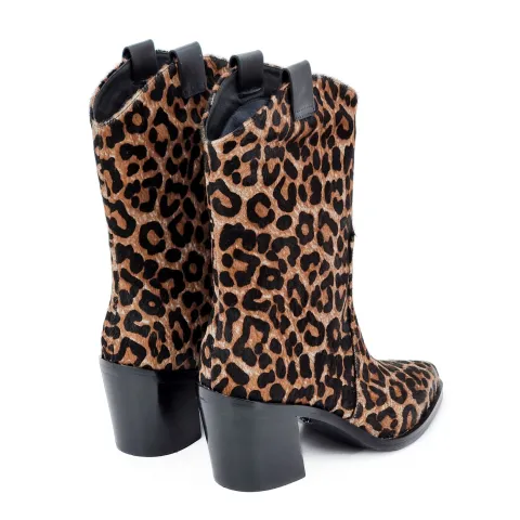 Казаки женские