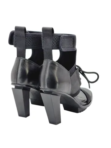 Босоножки жеские