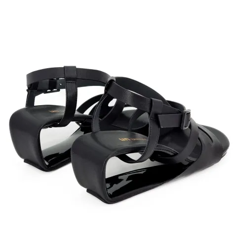 Босоножки женские