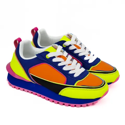 Кроссовки женские