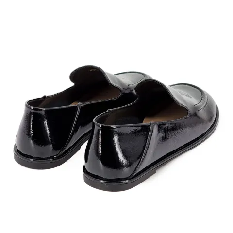 Лоферы женские