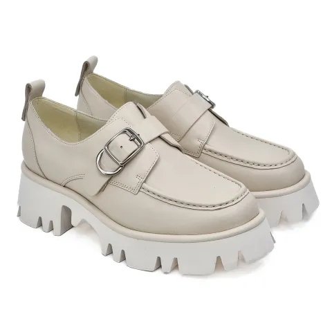 Лоферы женские