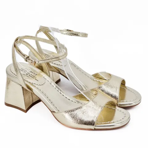 Босоножки женские