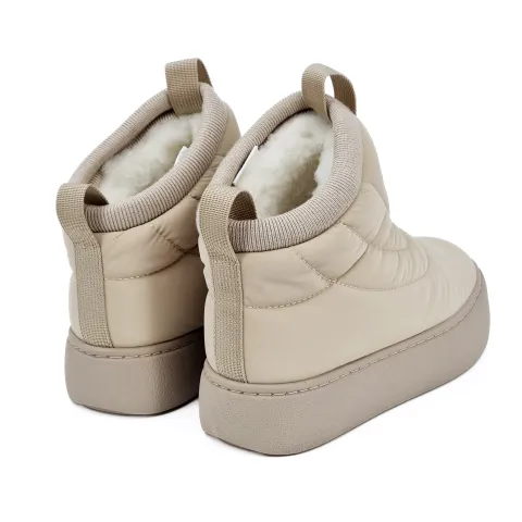 Дутики женские