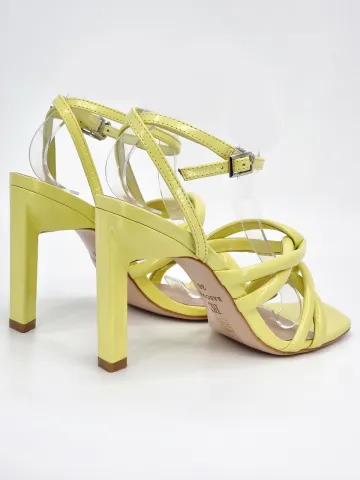 Босоножки женские