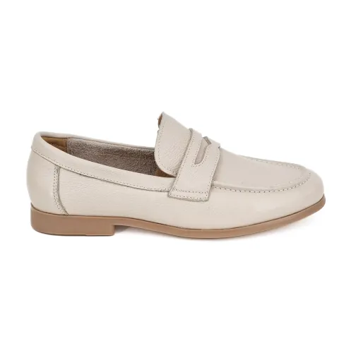 Лоферы женские