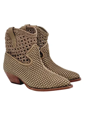 Казаки женские