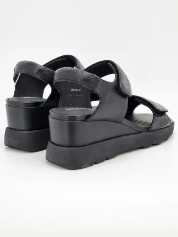 Босоножки женские