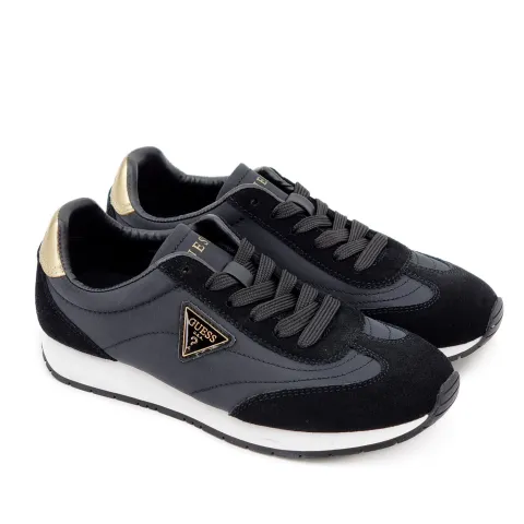 Кроссовки женские