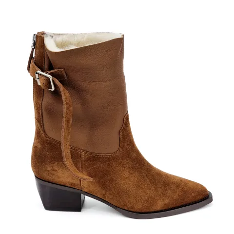 Казаки женские