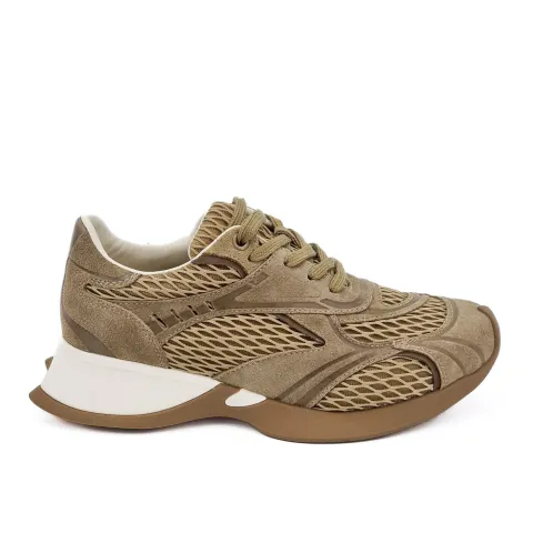 Кроссовки женские