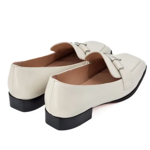 Лоферы женские