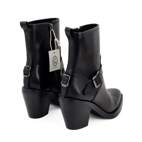 Казаки женские