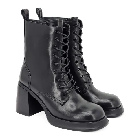 Ботинки женские