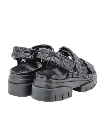 Сандалии женские