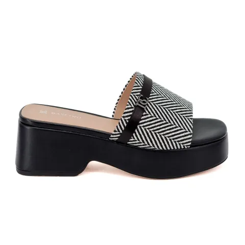 Сабо женские