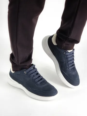 Кроссовки мужские