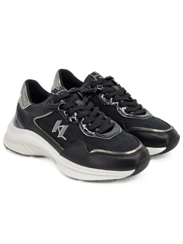 Кроссовки женские