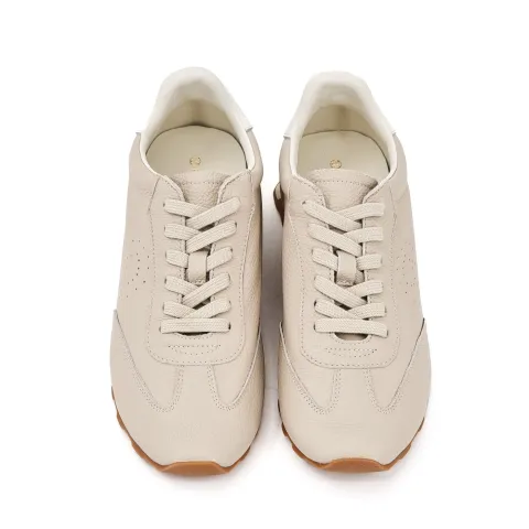 Кроссовки женские