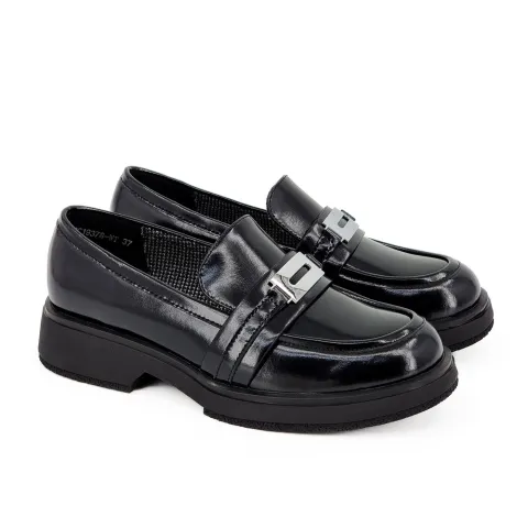 Лоферы женские