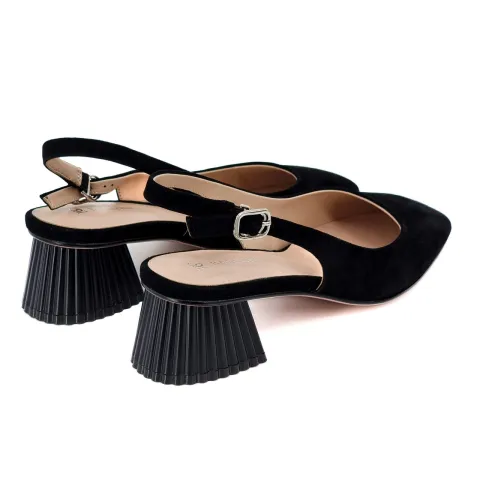 Туфли женские