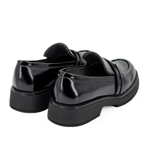 Лоферы женские