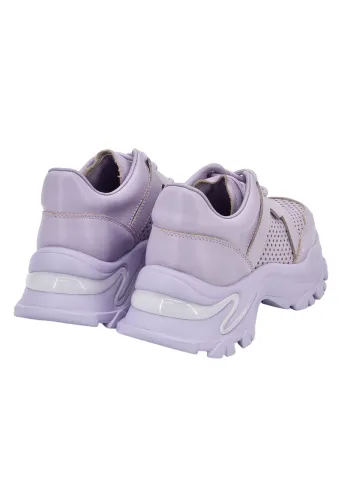 Кроссовки женские