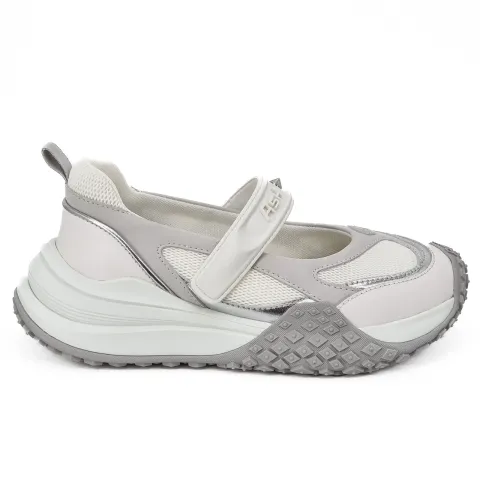 Кроссовки женские