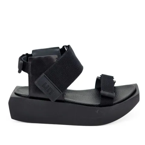 Сандалии женские