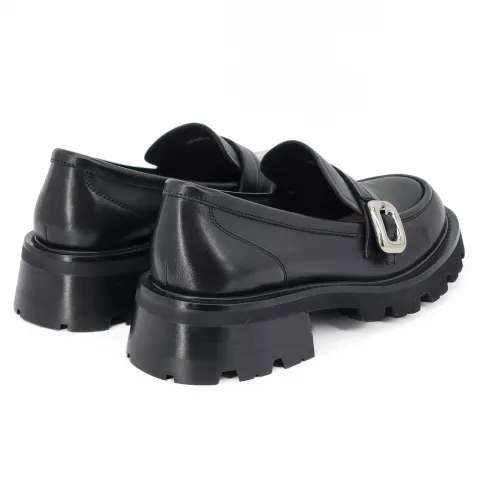 Лоферы женские