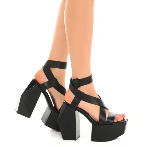 Босоножки женские