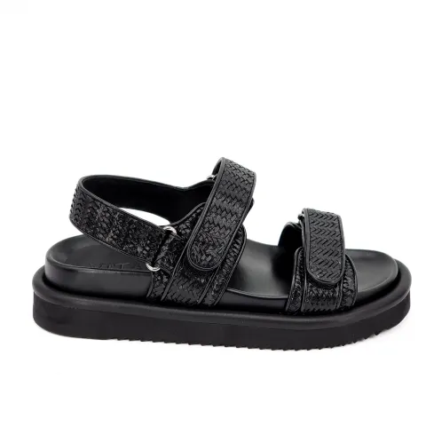 Сандалии женские