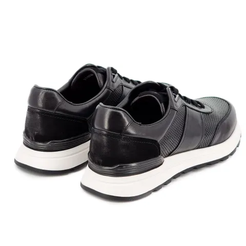 Кроссовки мужские