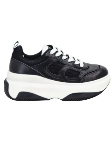 Кроссовки женские