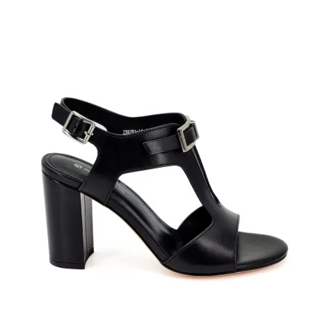 Босоножки женские