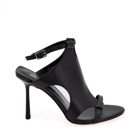 Босоножки женские