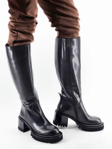 Сапоги женские