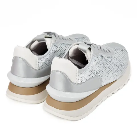 Кроссовки женские